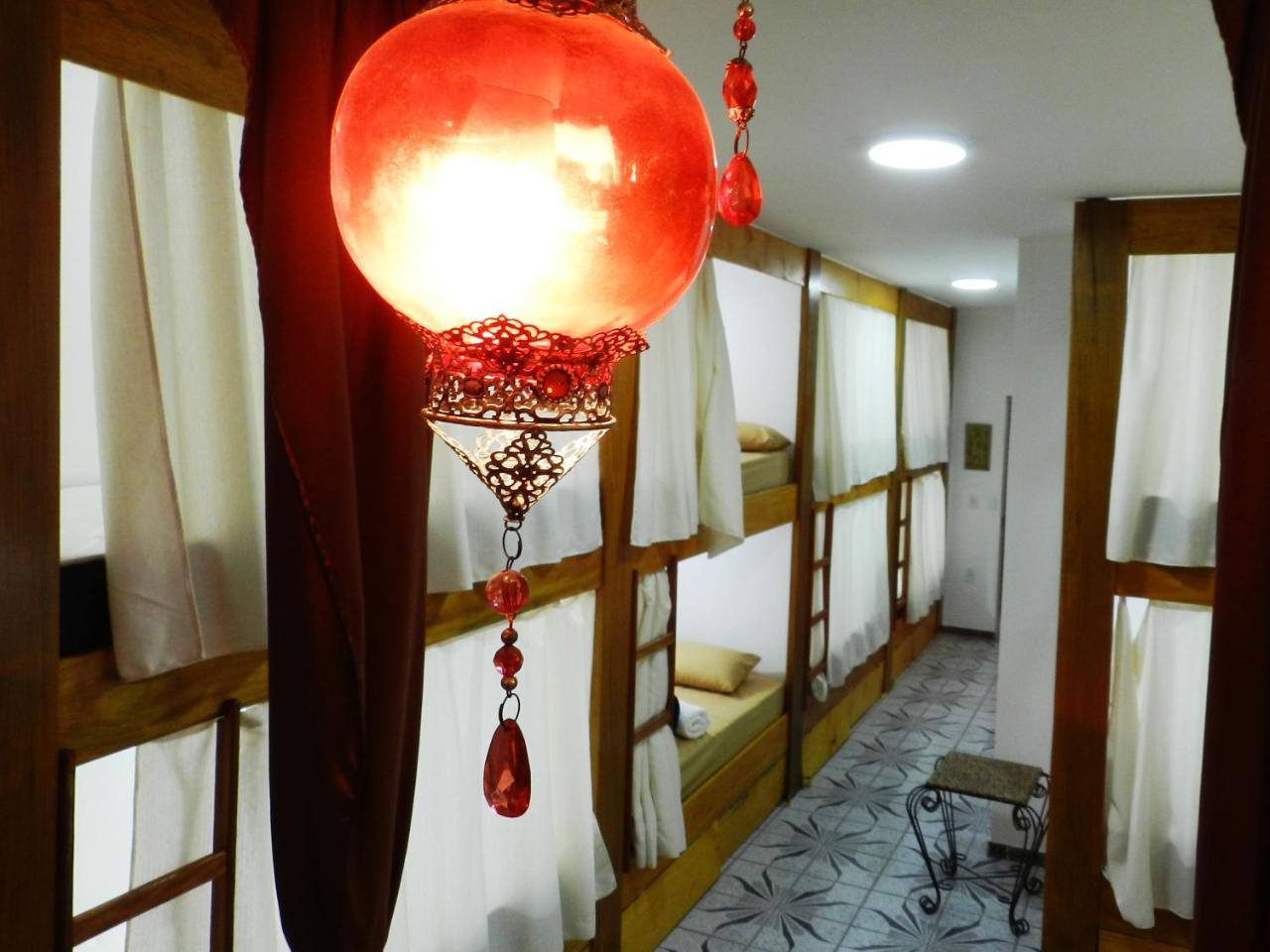 Utopia Hostal *